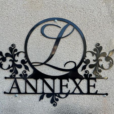 Auberge Sainte Marguerite Ла Гард Екстериор снимка