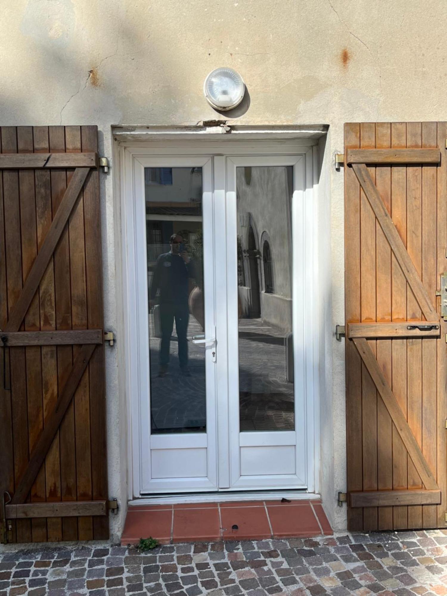 Auberge Sainte Marguerite Ла Гард Екстериор снимка